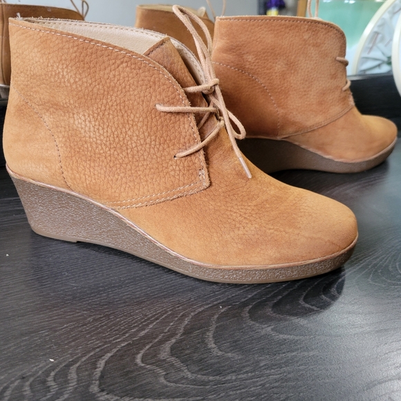 Lucky Brand booties - Picture 2 of 12